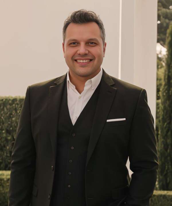 Alessandro Carvalho - Co-fundador da Vega Web